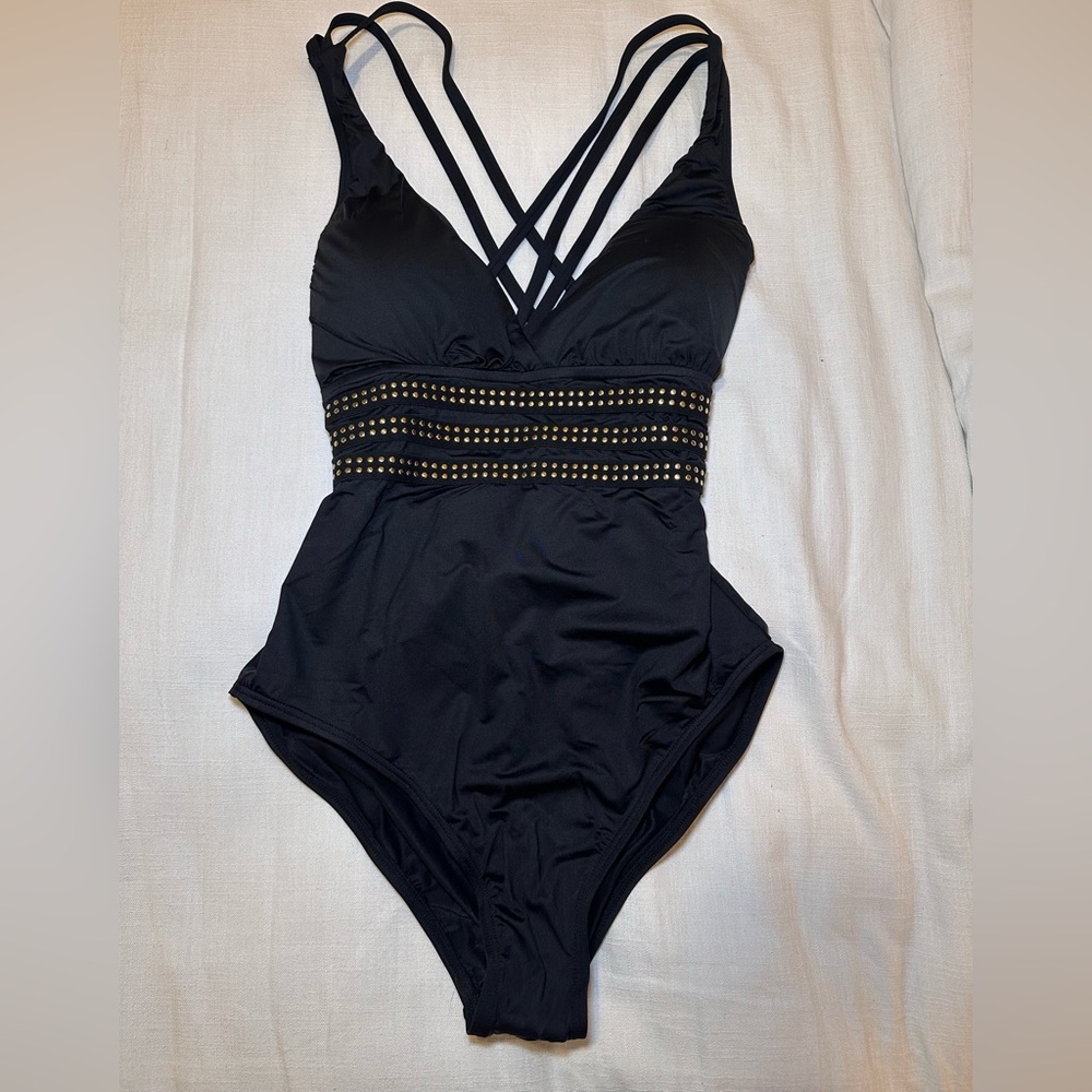 La Blanca NWT Nailed It Multi-Strap Cross-Back Classic Black One Piece Swimsuit - Picture 3 of 10